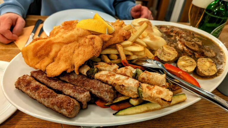 Restaurant – Slovenian mixed grill