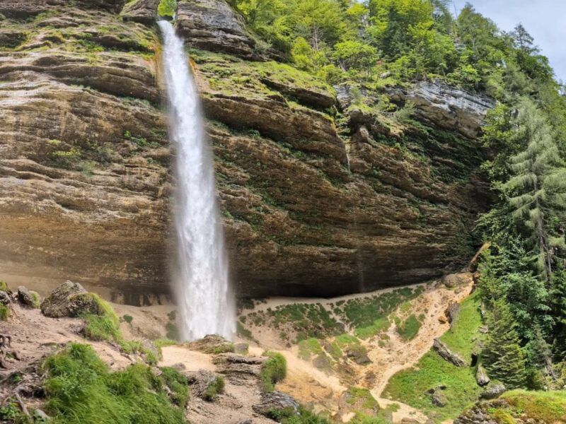 Perničnik waterfall Mojstrana